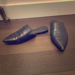 Marc Fisher leather slides